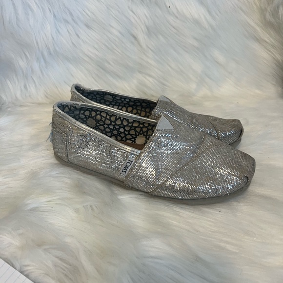 Toms sparkly shoes size 7.5 - Picture 5 of 5